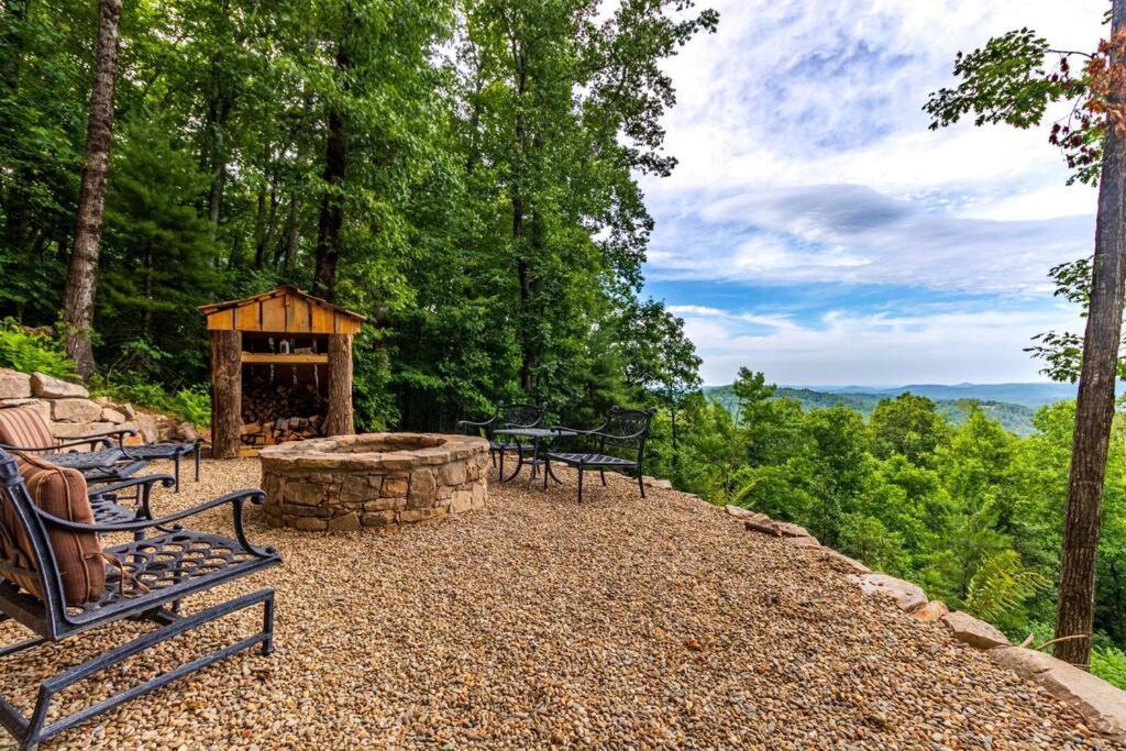 Вилла Spectacular View! Orchard Vista Mountain Cabin Хайлендс Экстерьер фото